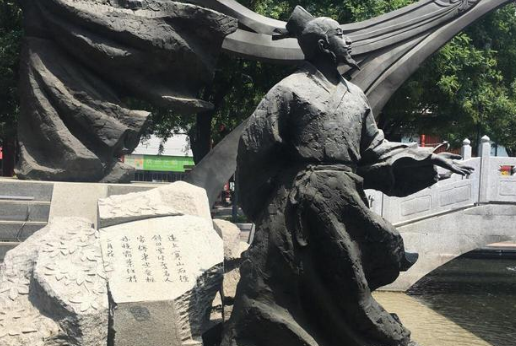 杜牧的诗为何在诗坛上备受推崇？杜牧的心中藏着世界！